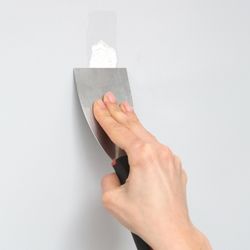 NAPRAWA I WYPELNIANIE